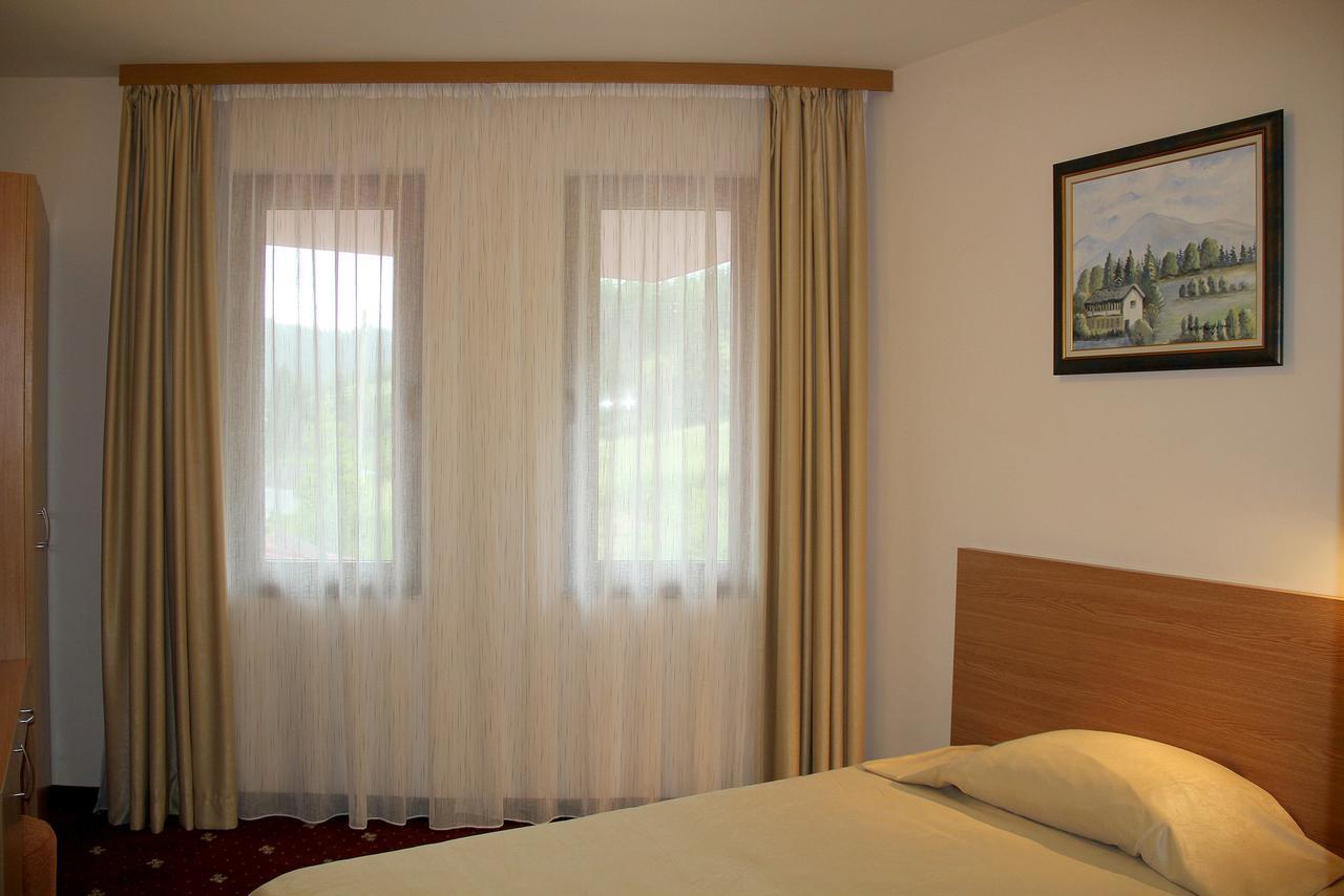 Hotel Coop Rozhen Pamporovo Exteriér fotografie